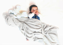 Load image into Gallery viewer, Willow & Cole Premium Newborn Baby Gift Set