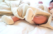 Load image into Gallery viewer, Cashmere Booties on baby
